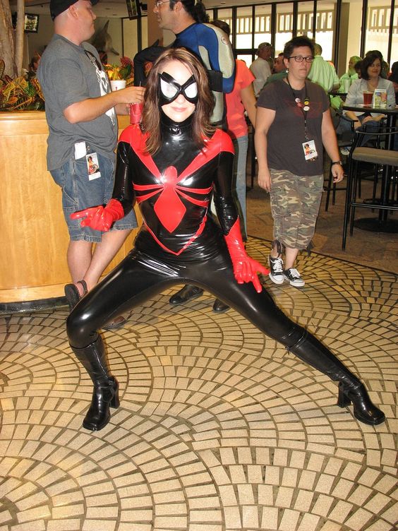 Spider girl🕷  Spider woman costumes, Halloween outfits, Halloween costume  outfits